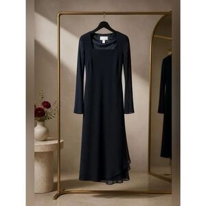 CLASSIC BLACK CREPE DRESS. by EVAN PICONE SIZE 4